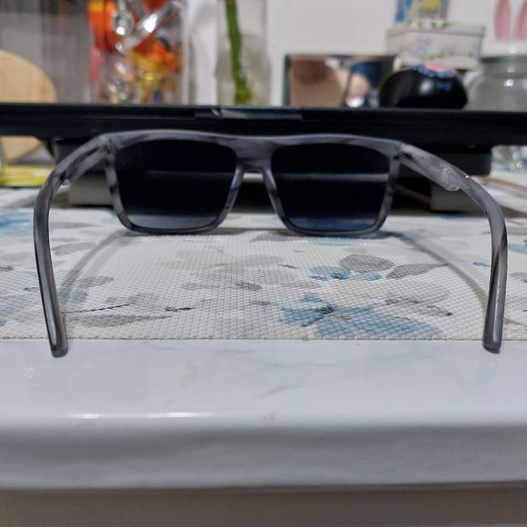 Peepers Surf Check Sunglasses Plus Readers +2.00 Power 3035R - Picture 7 of 8